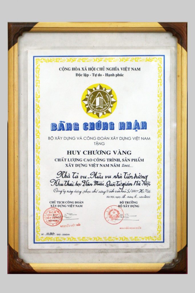 Xây dựng và phục chế công trình văn hóa