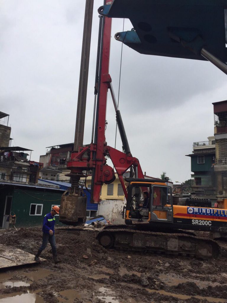 Xây dựng và phục chế công trình văn hóa