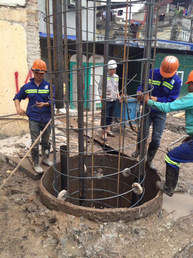 Xây dựng và phục chế công trình văn hóa