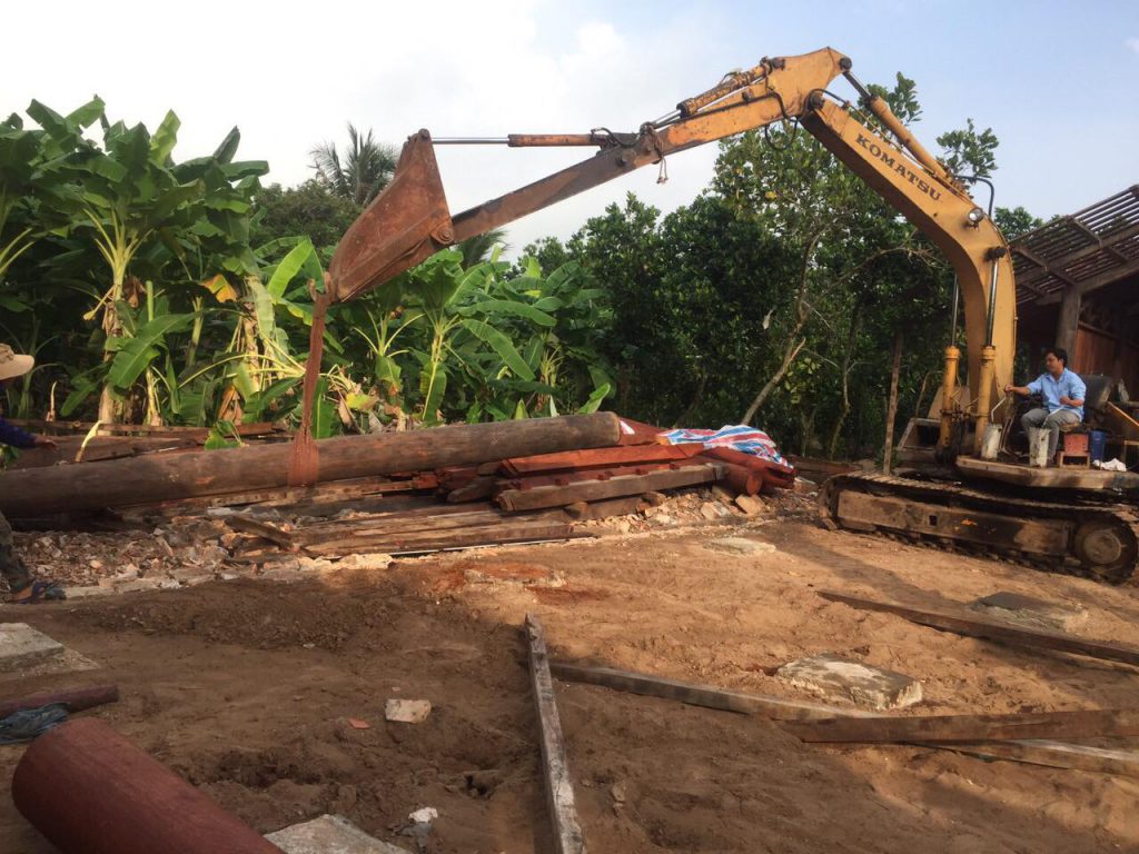 Xây dựng và phục chế công trình văn hóa