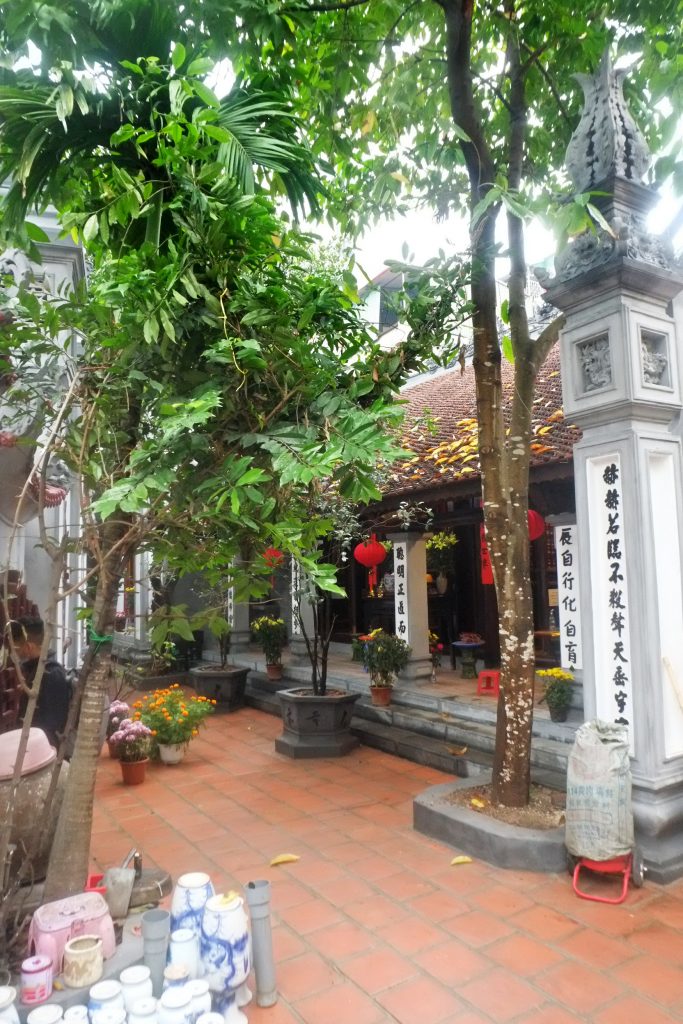 Xây dựng và phục chế công trình văn hóa