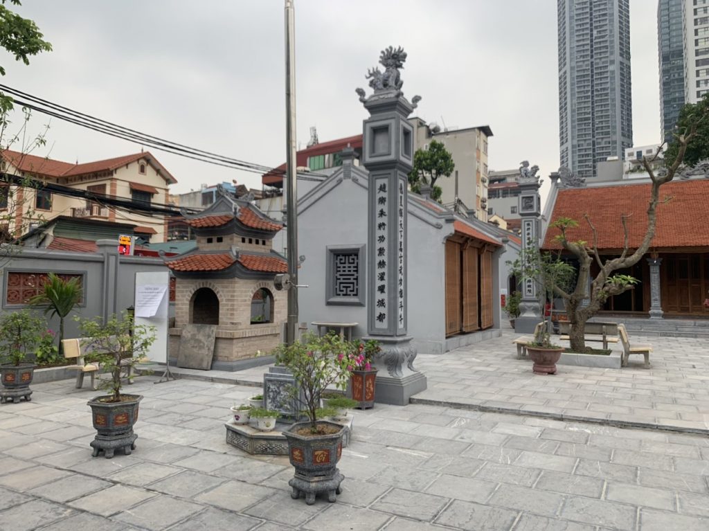 Xây dựng và phục chế công trình văn hóa