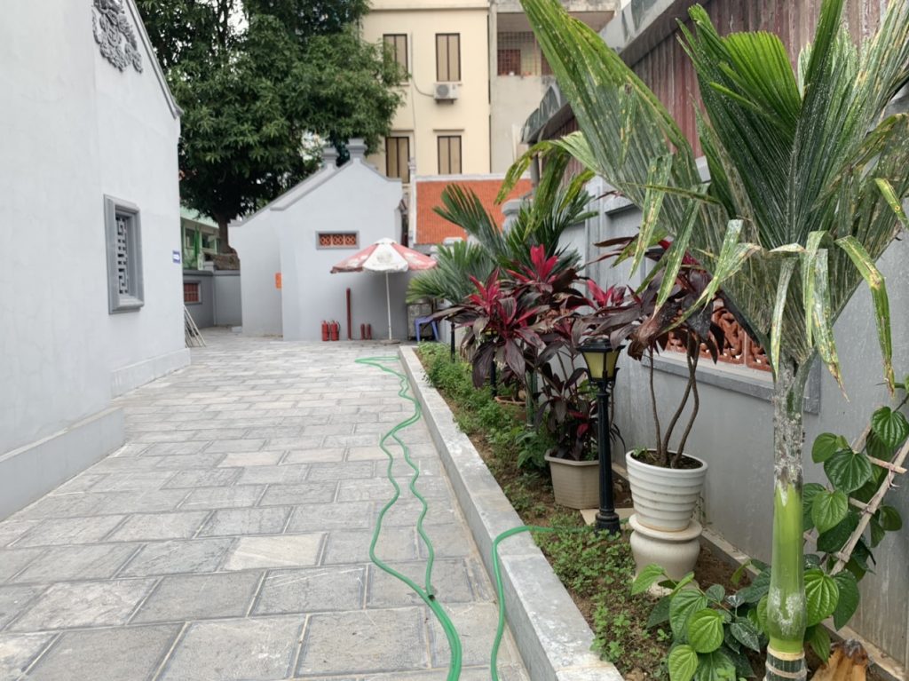 Xây dựng và phục chế công trình văn hóa